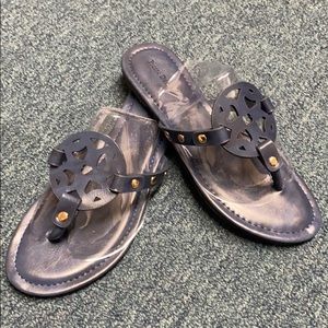 Pierre Dumas Navy Sandal